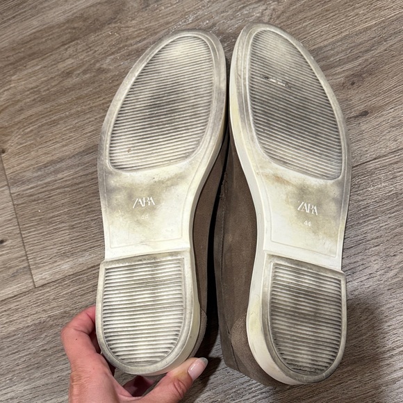 Zara Men's Taupe Slip-On Loafers - Picture 4 of 15